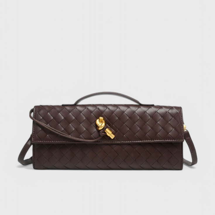 Clutch Alina con Nudo Escultural en Oro Suave