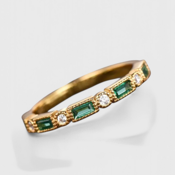 Anillo Lía Zirconia Clásica